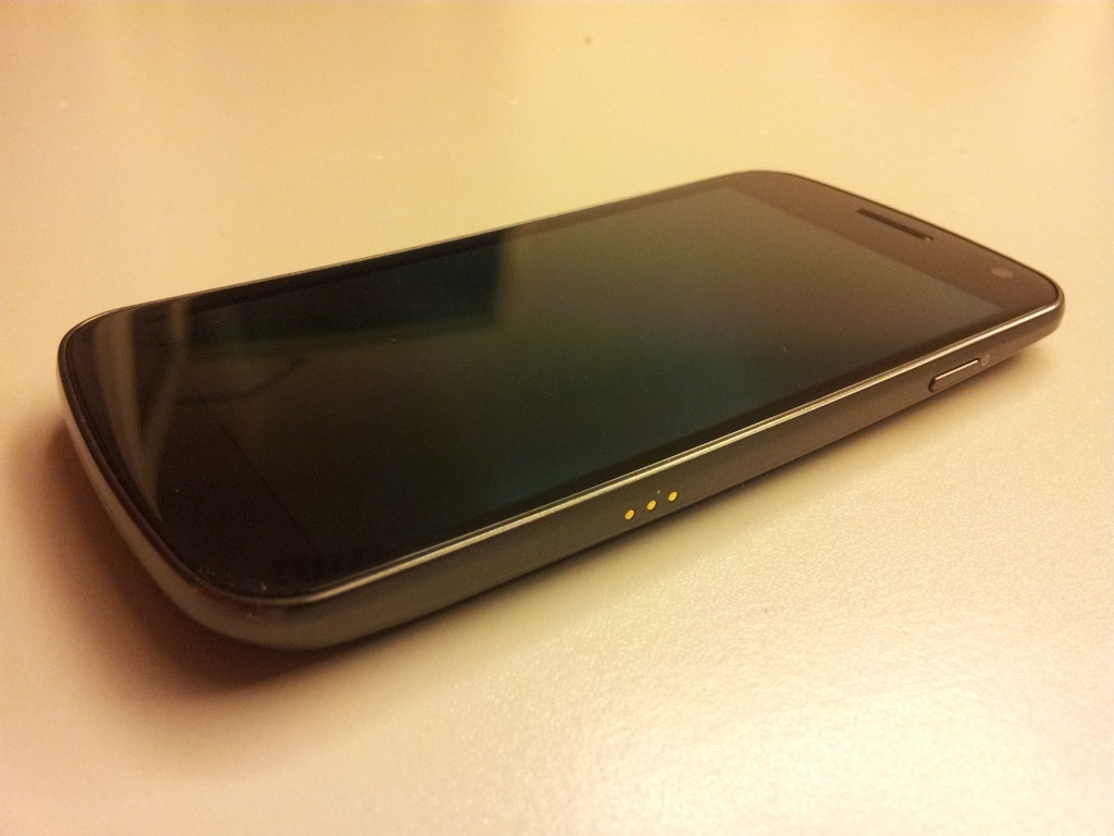 Galaxy Nexus Review Hands On Pic 3