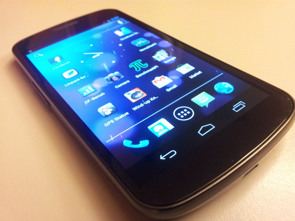 Galaxy Nexus Review Hands On Pic 1