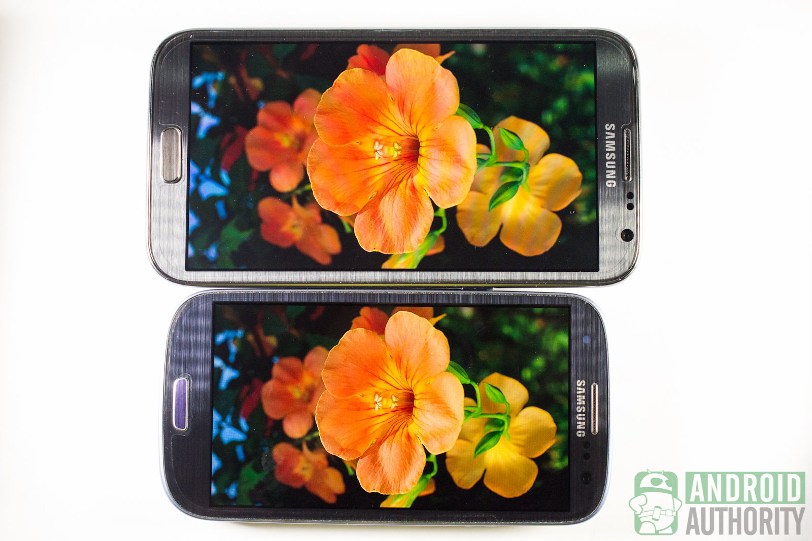 galaxy note 2 vs galaxy s3 display