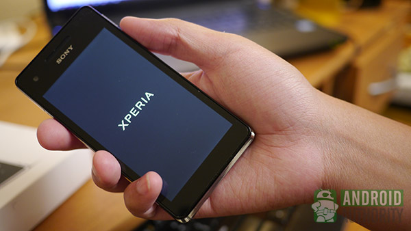 sony-xperia-v-review-1