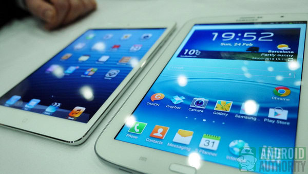 Galaxy Note 8 vs iPad Mini aa (4) -600px