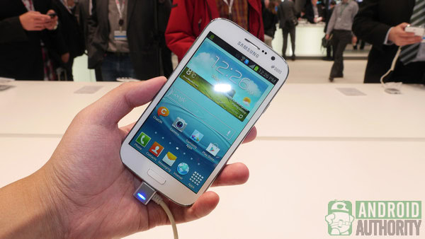 Samsung Galaxy Grand Duos aa 600px 1