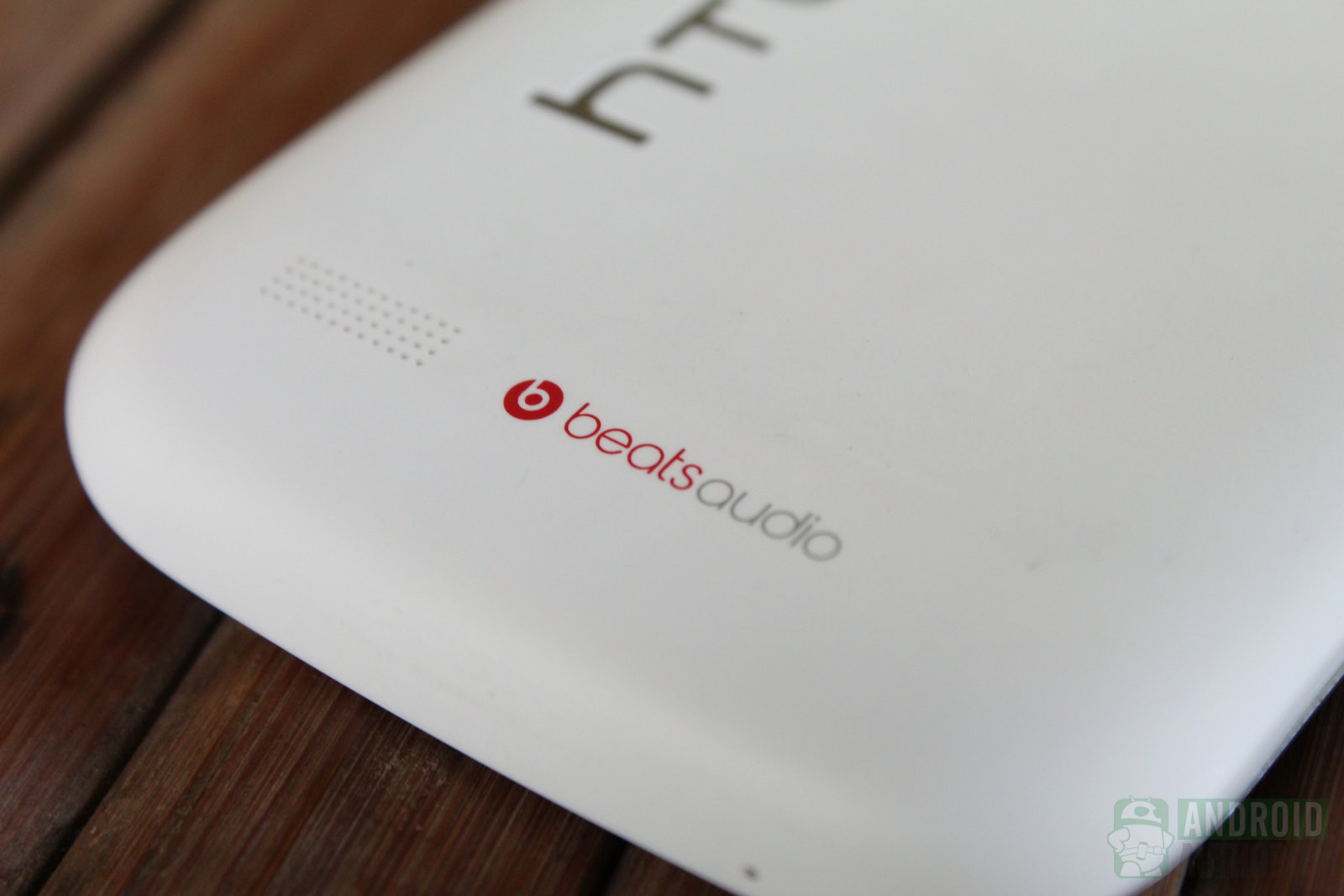 tømmerflåde Erhvervelse Lignende Did you know: HTCowned Beats before Apple - Android Authority