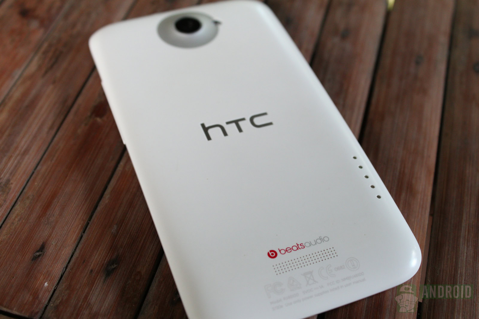 HTC One logo