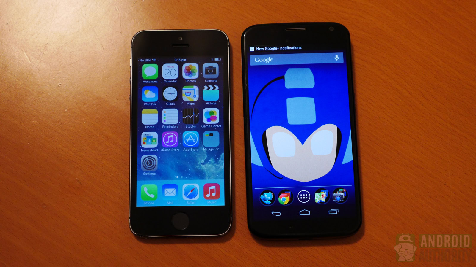 Apple iPhone 5s vs Motorola Moto X aa 7