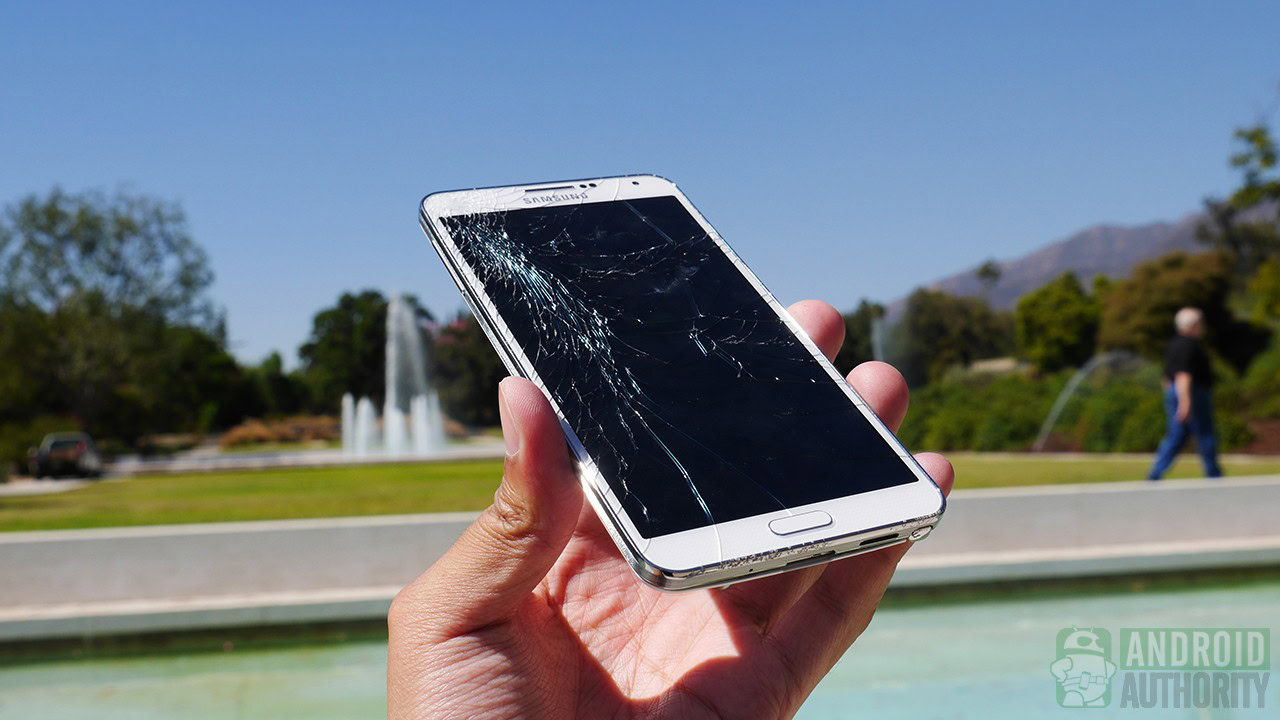 Samsung Galaxy Note 3 drop test cracked screen aa 6