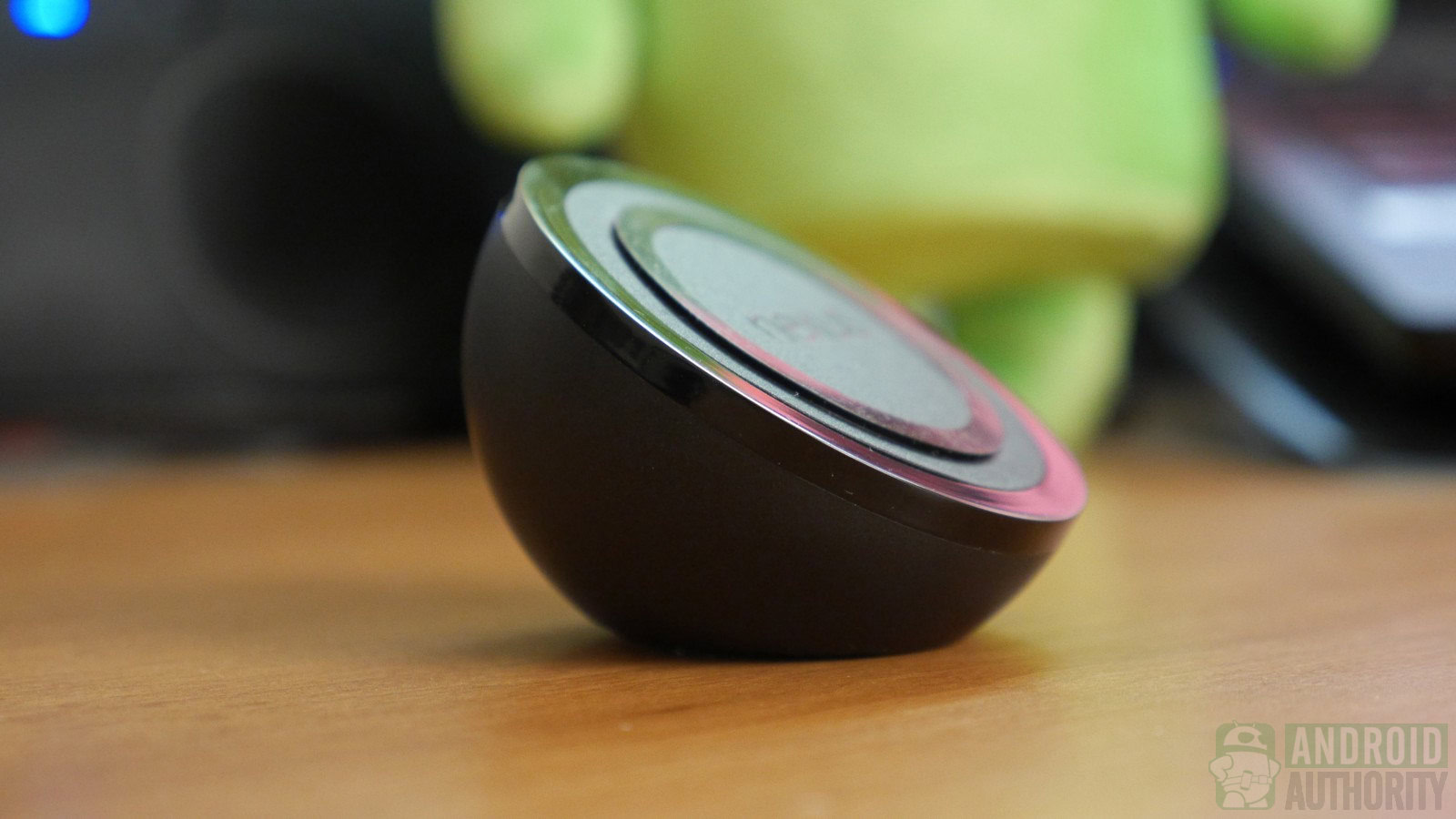 The wireless charger for the the Nexus 5 is coming, and soon. 