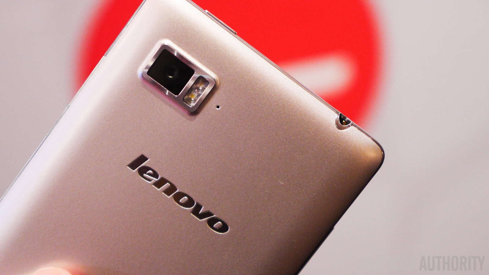 Lenovo Vibe Z first look hands on rear