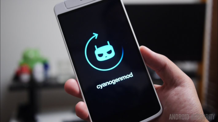 How to Install CyanogenMod 13 in Moto G4 Plus ?