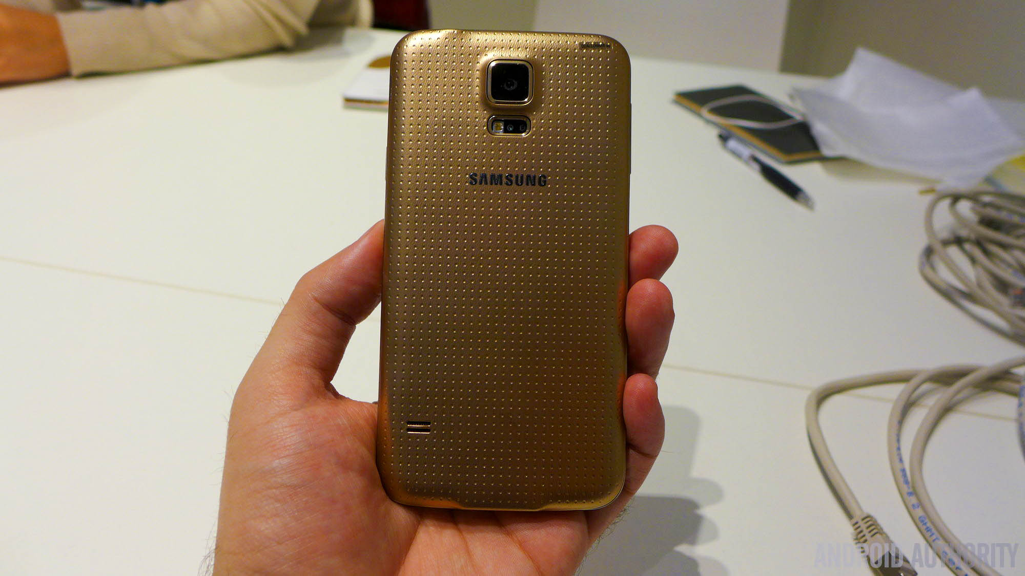 Samsung Galaxy S5 2 gold