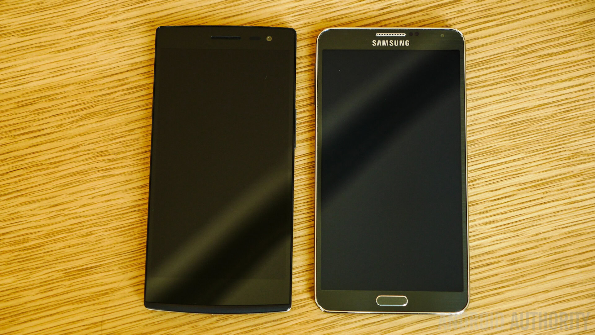 Find 7 Quad HD vs Samsung Galaxy Note 3-1180975