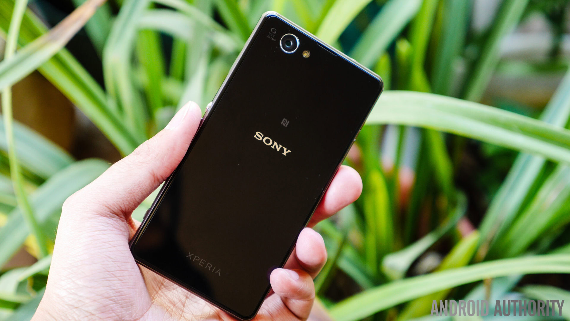 sony xperia z1 compact-9