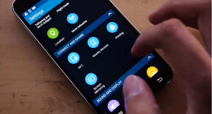 Samsung Galaxy S5 TouchWiz 1