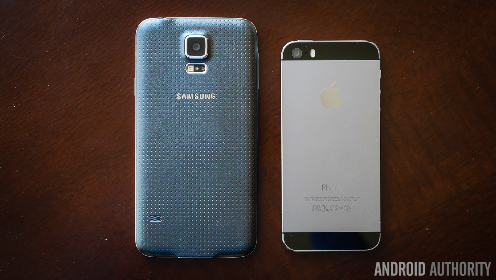 galaxy s5 vs iphone 5s aa (2 of 14)