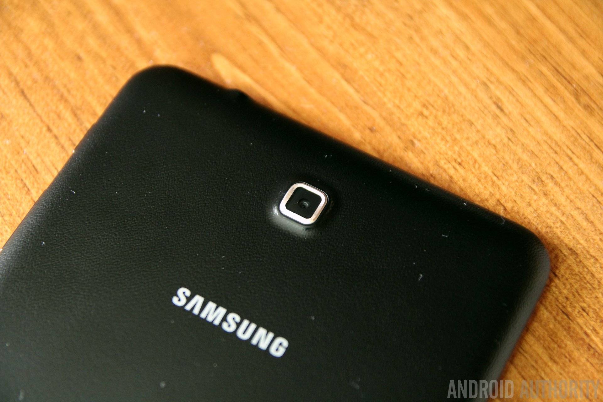 Samsung Galaxy Tab 4 8.0-4