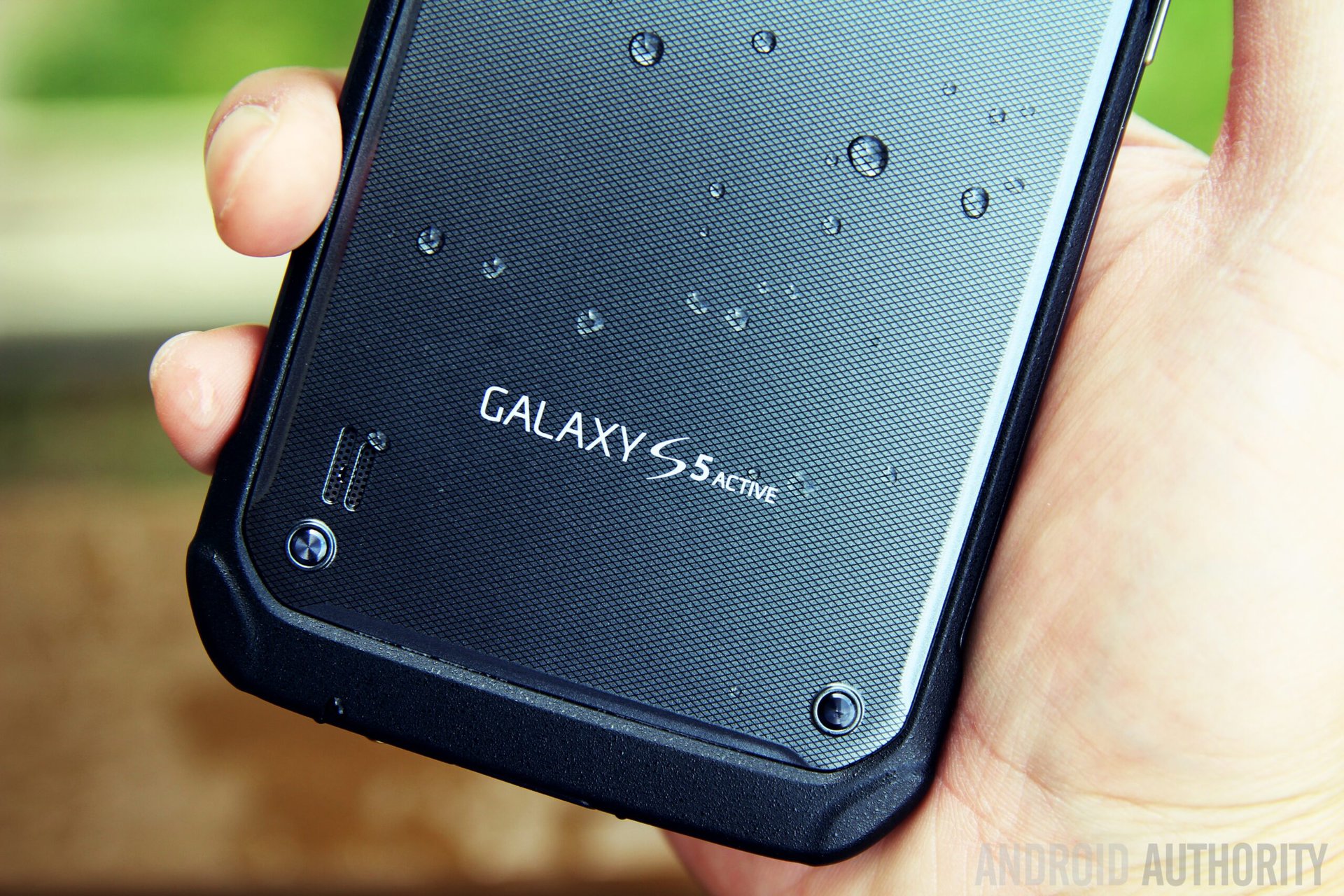 Samsung Galaxy S5 Active-33