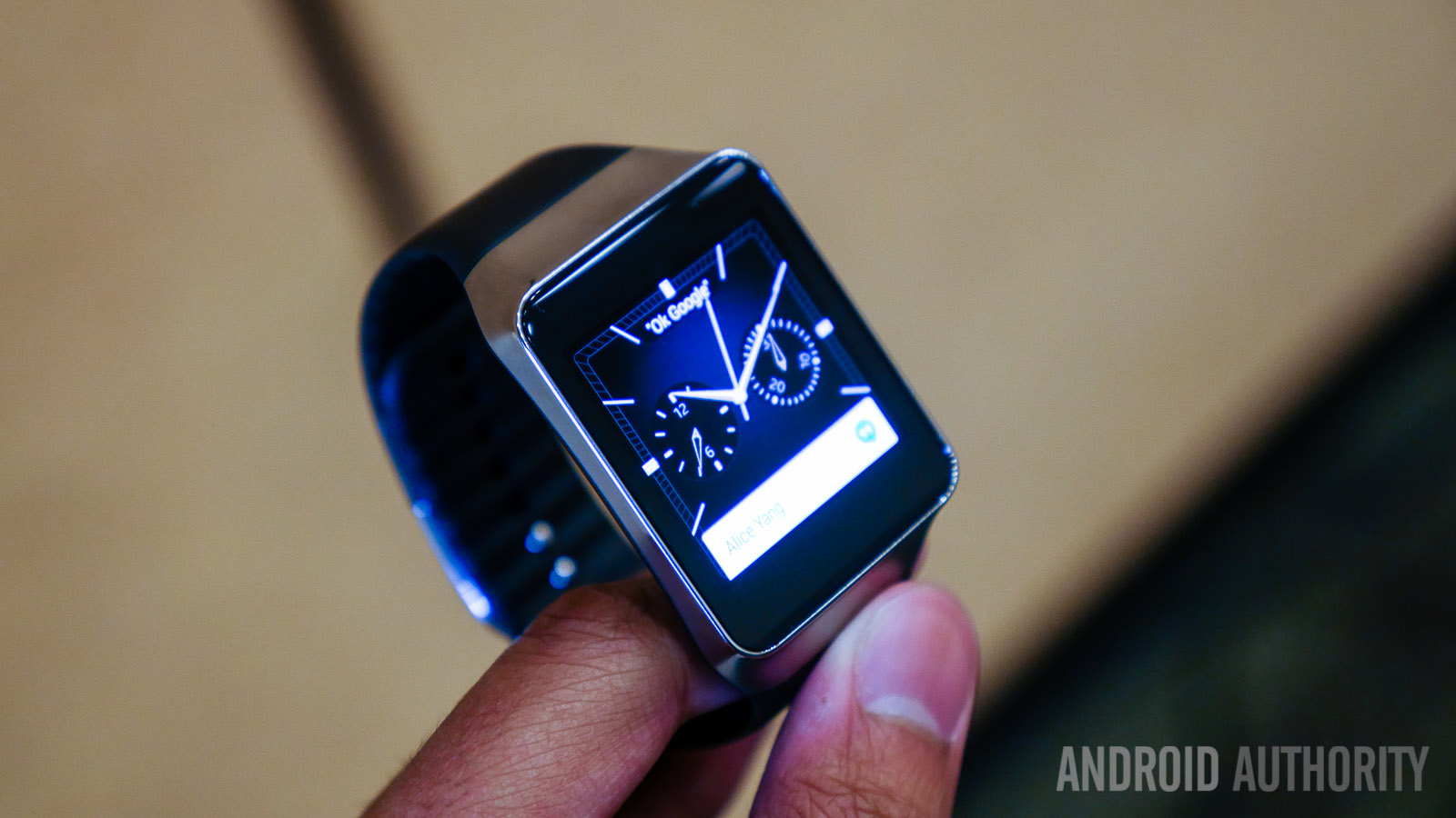 samsung gear live first look (5 of 19)