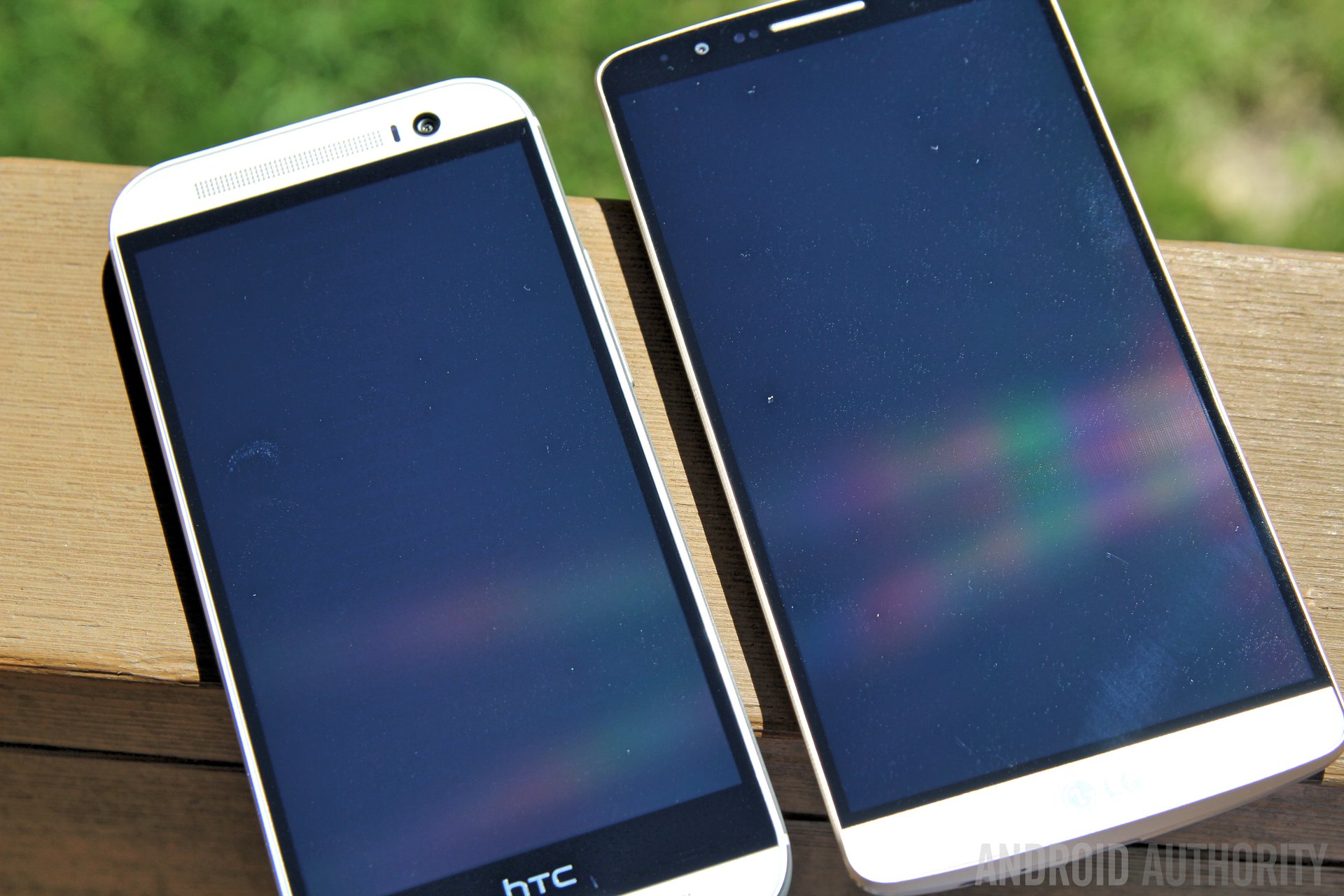 LG G3 Vs HTC One M8-26