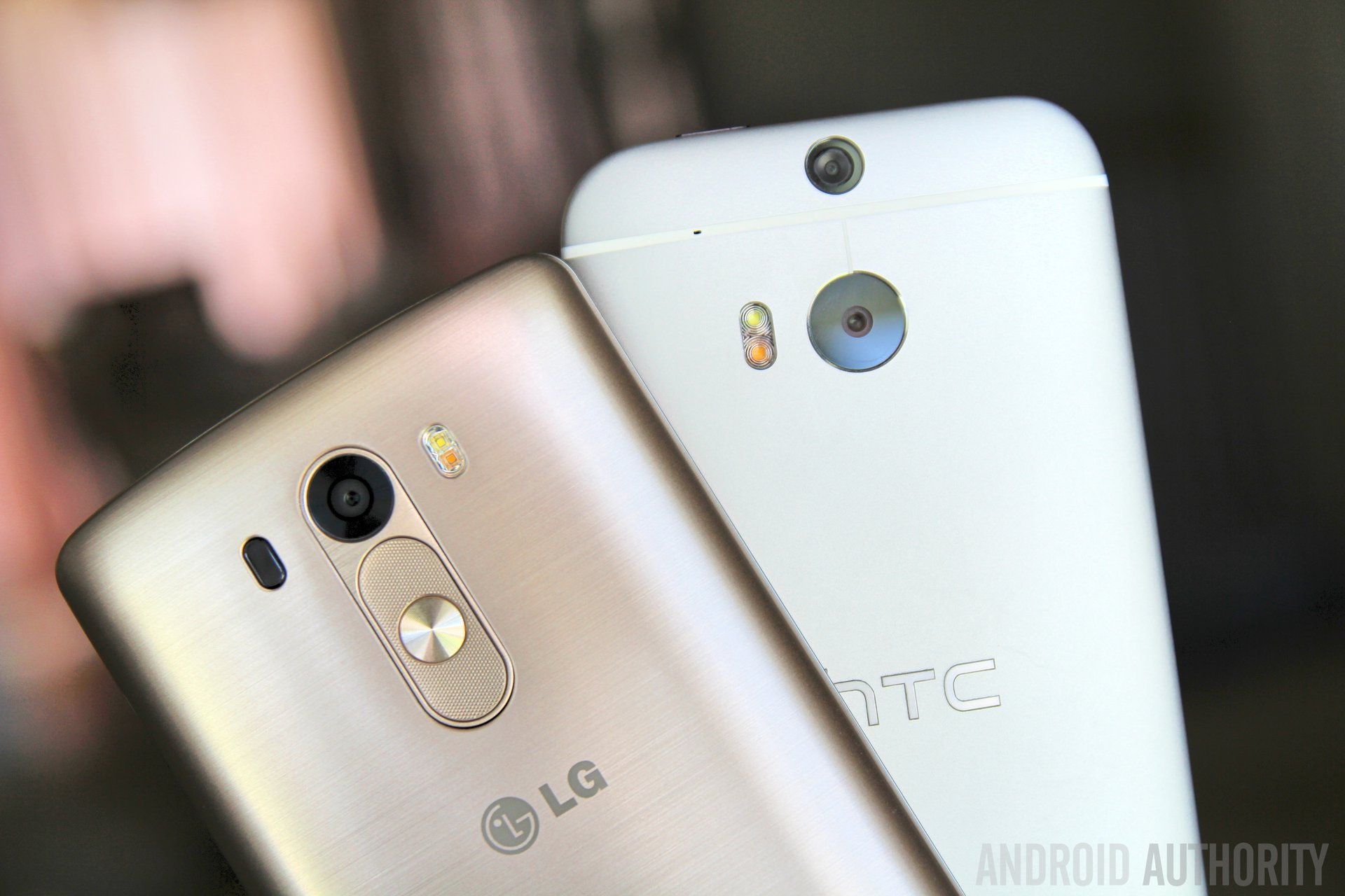 LG G3 Vs HTC One M8-7