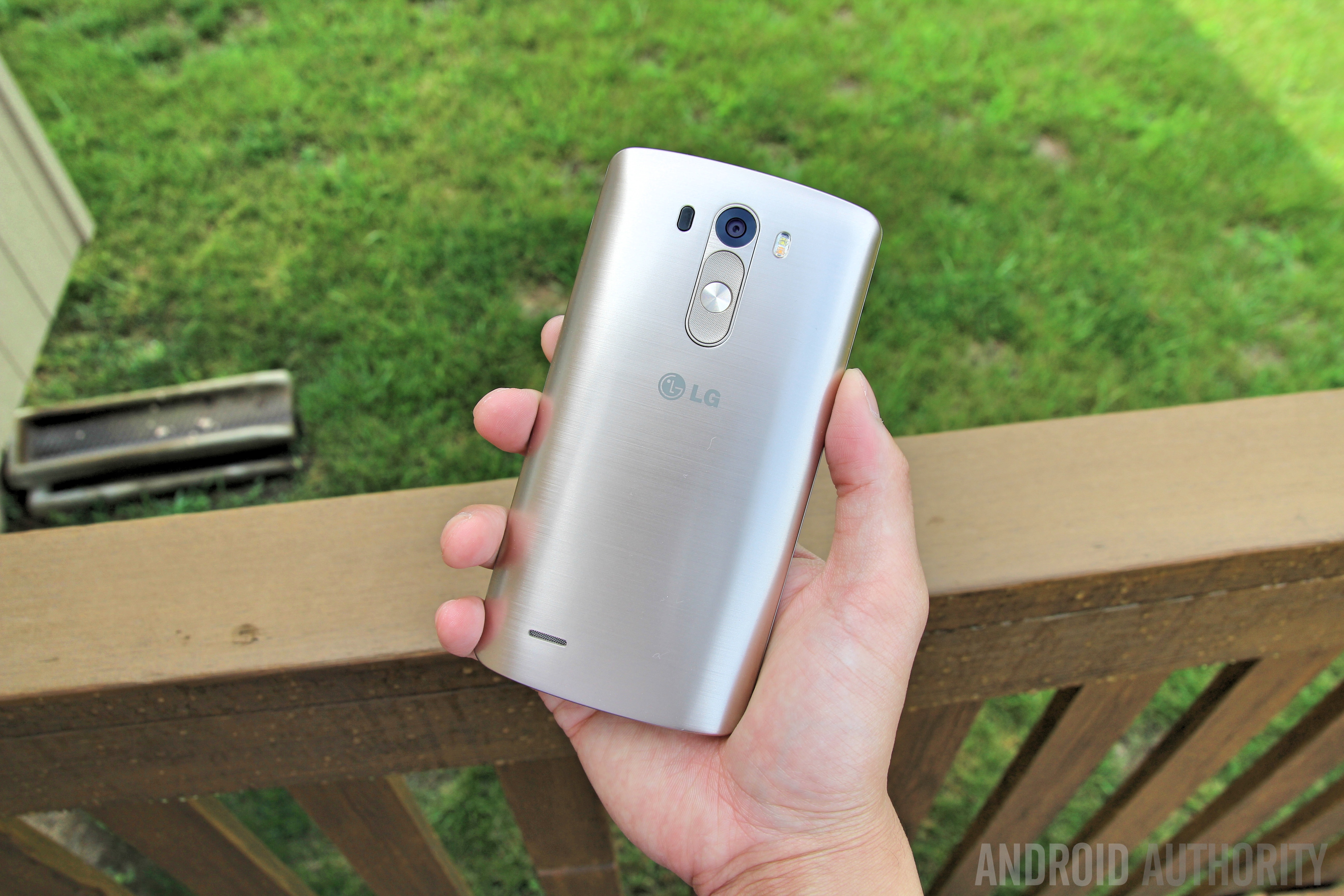 LG G3 Vs HTC One M8-80