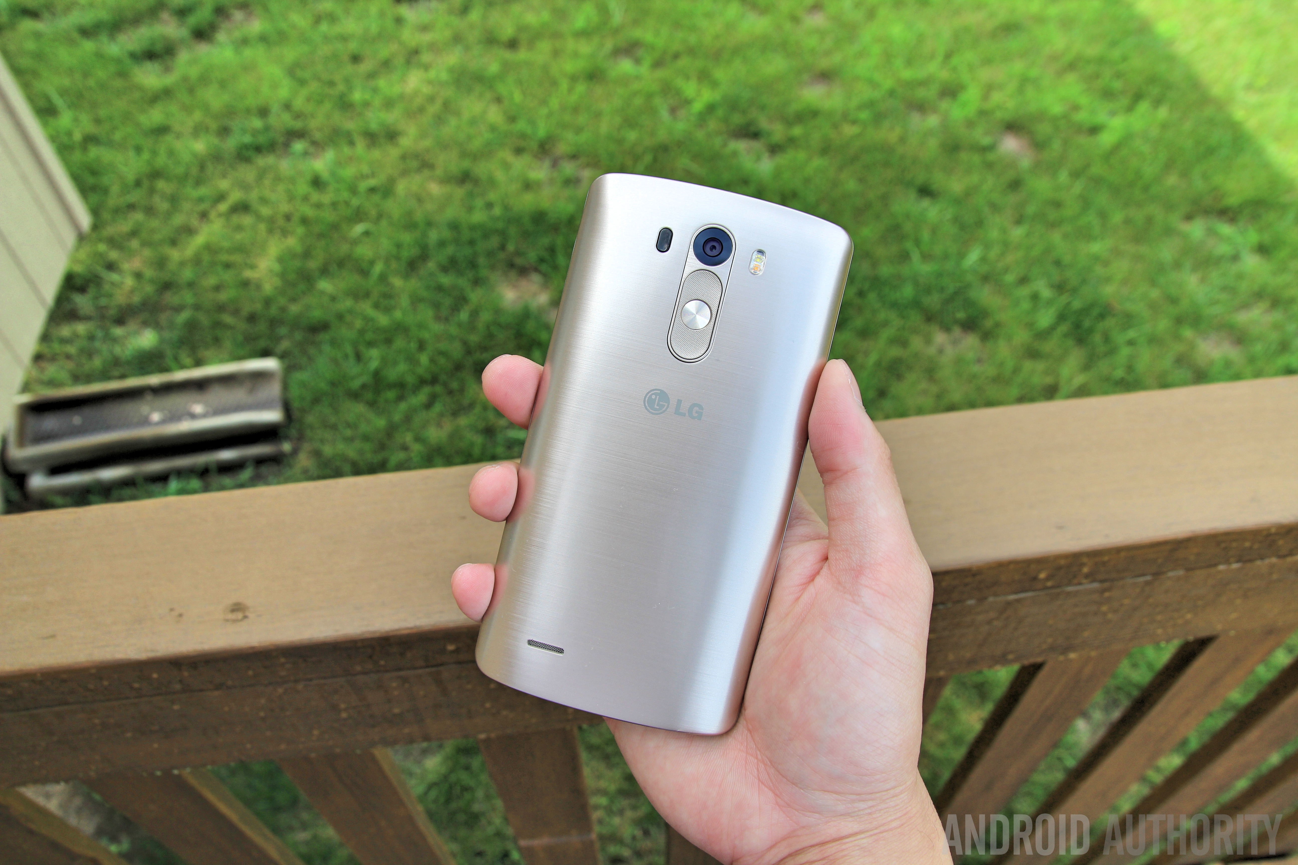 LG G3 Vs HTC One M8-83