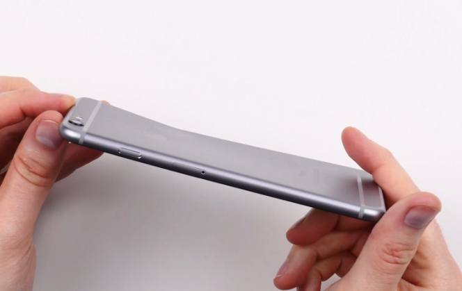 iPhone 6 Plus Bend Test - YouTube 001630
