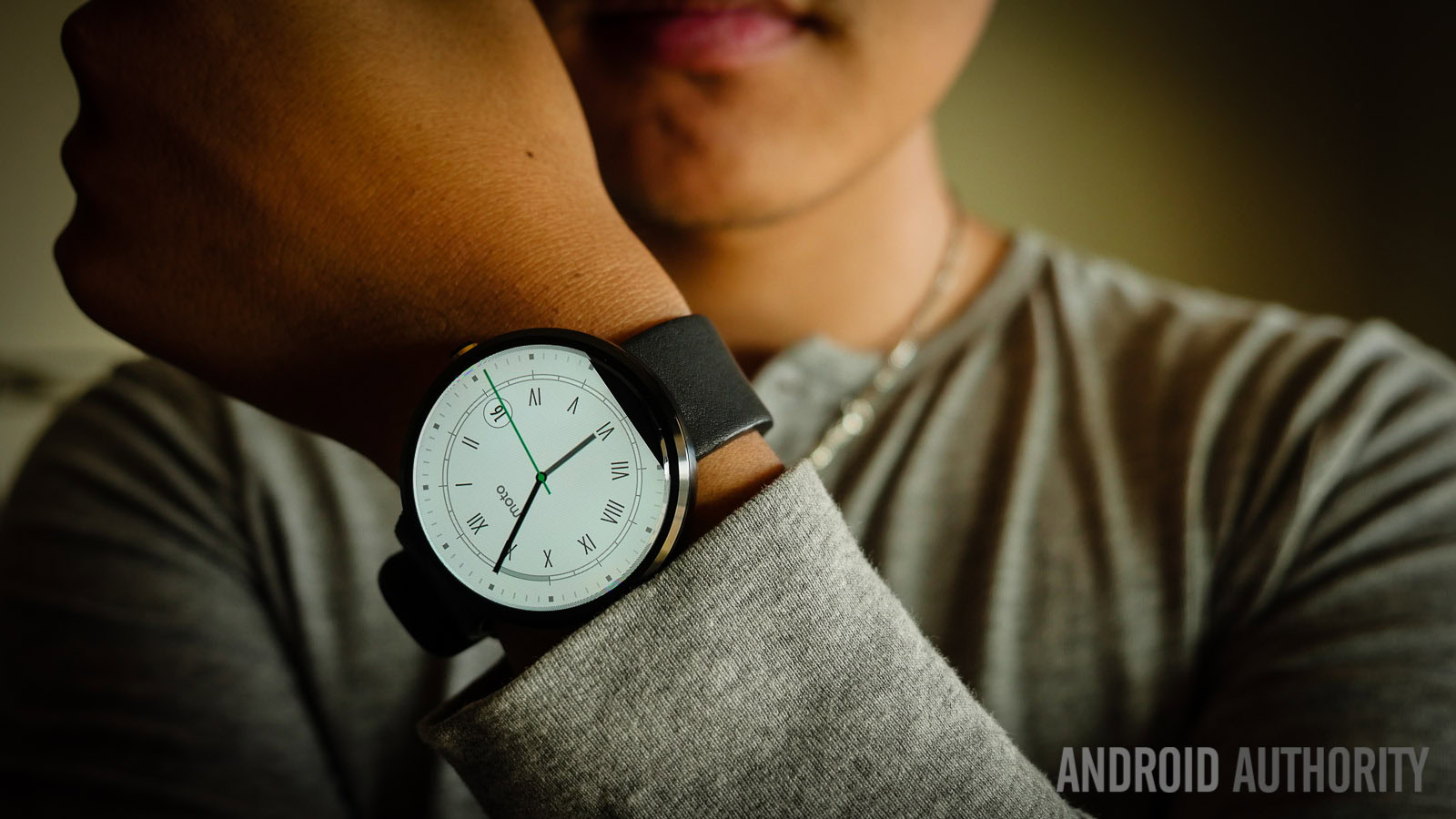 Review Moto 360 (2014)