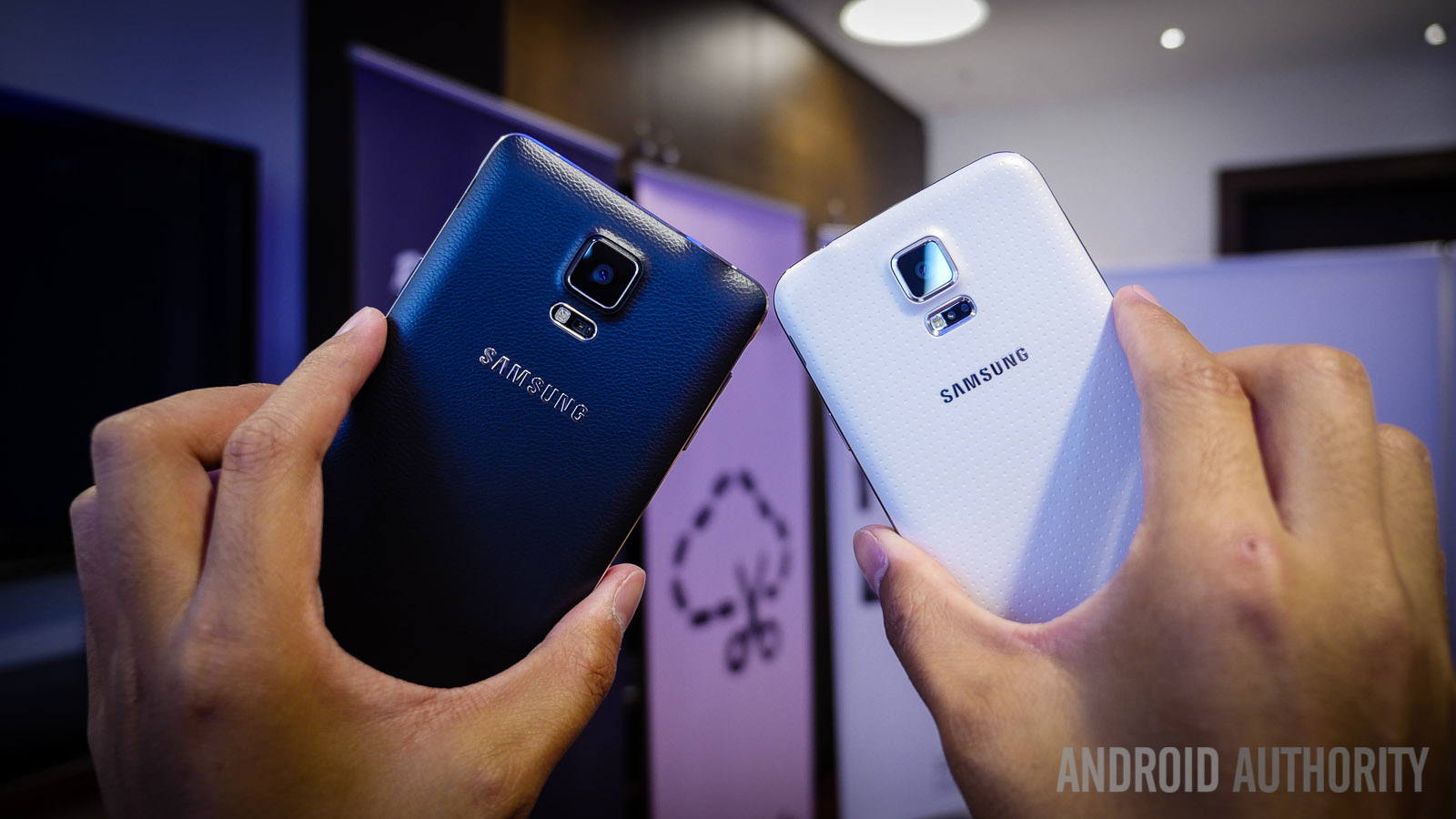 samsung s5 blue and white