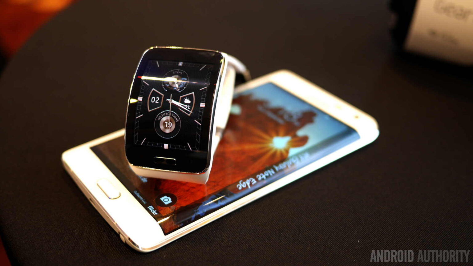 Past, present, and future of flexible displays - Android Authority