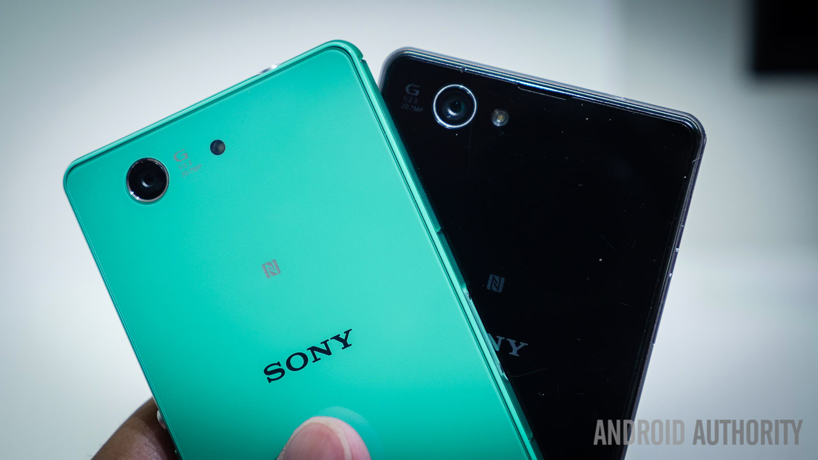 Z3 x. Sony Xperia z3 Compact. Sony Xperia z3 бирюзовый. Xperia z1 Compact. Sony Xperia z2.