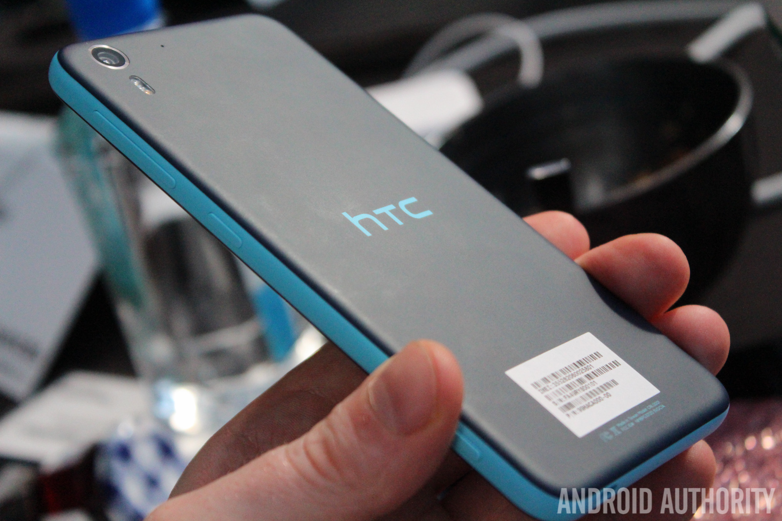 HTC Desire Eye Hands On Close Ups -10