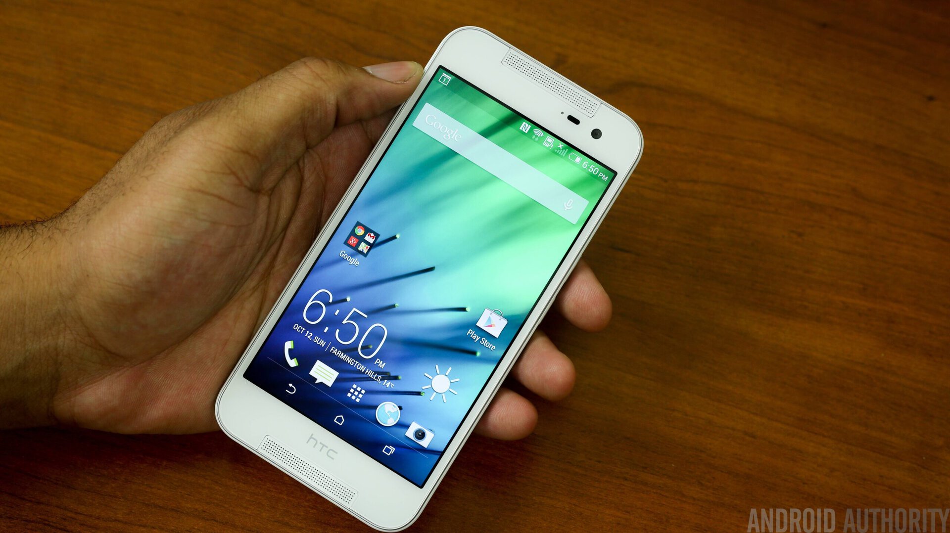 aa-htc-butterfly-2-front2 aa-htc-butterfly-2-front2