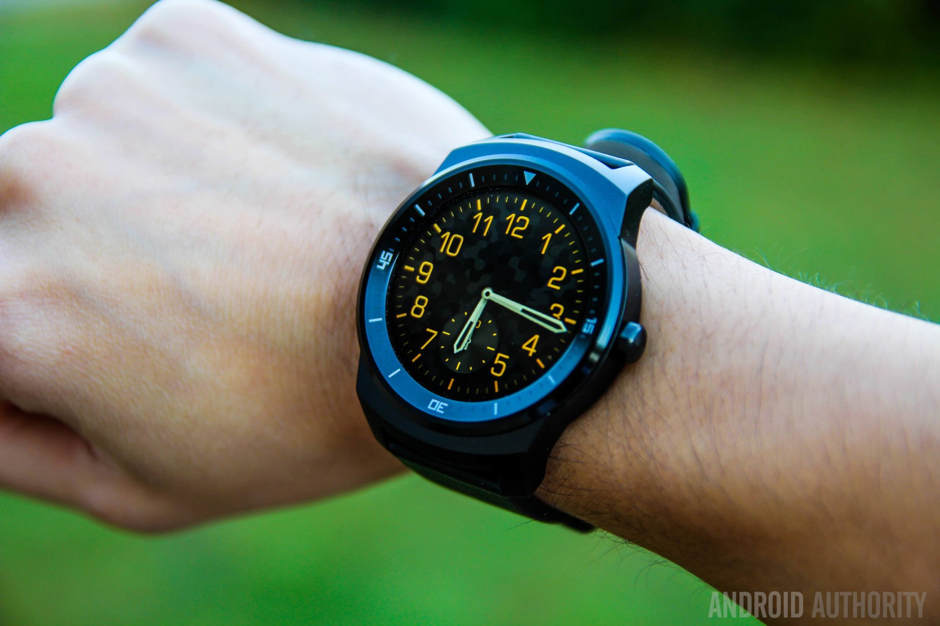 LG-G-Watch-R-35