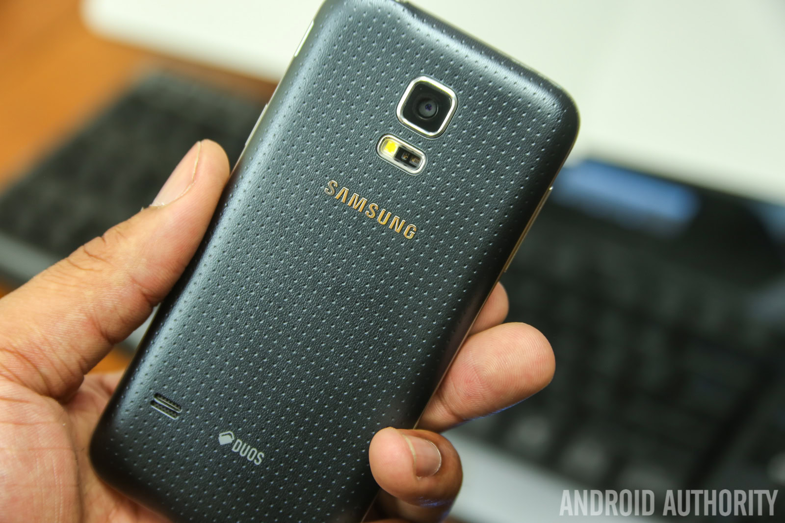 Samsung Galaxy S5 Mini -23