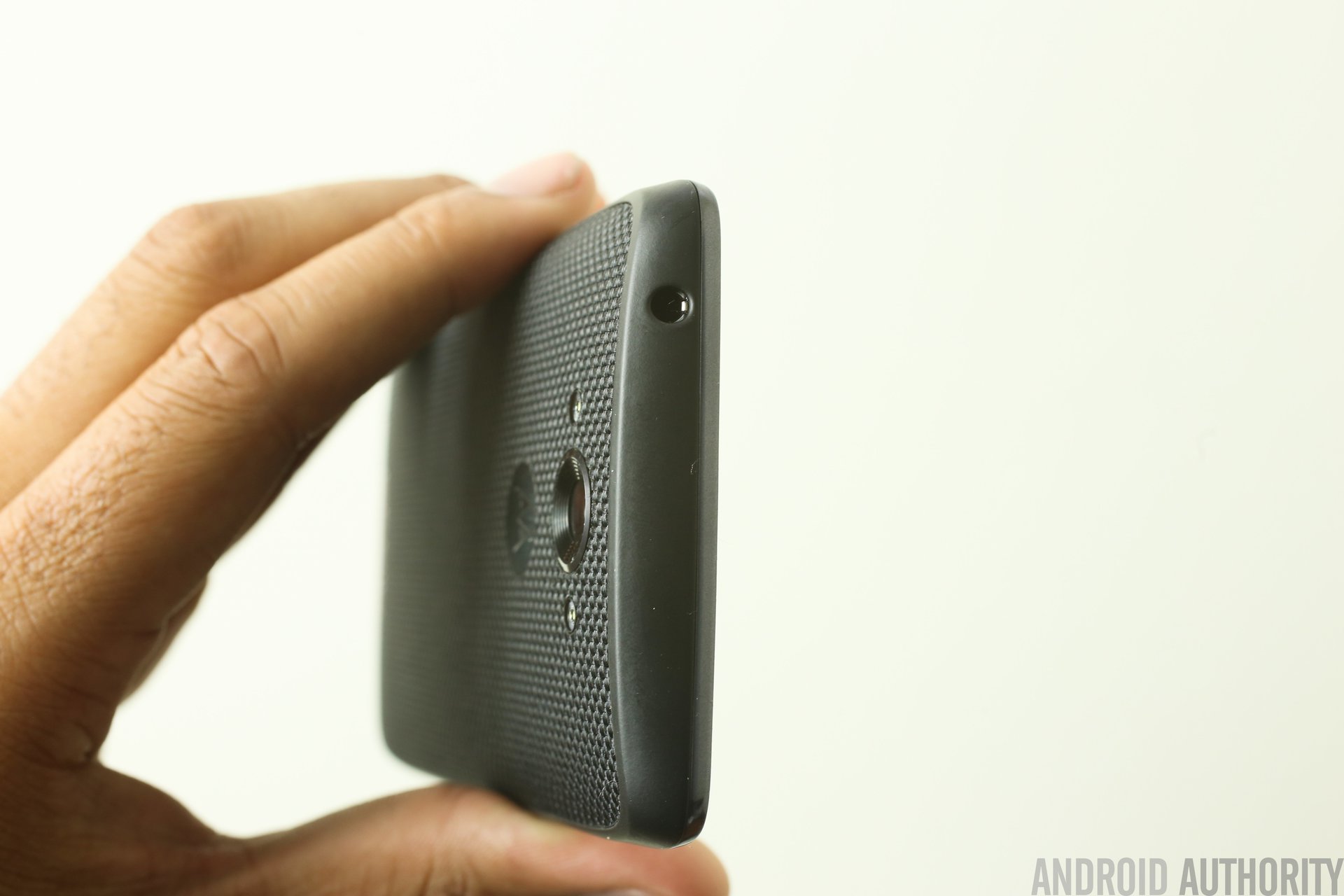 Droid-Turbo-Review-AA-3