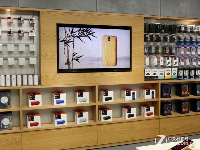 OnePlus store stock