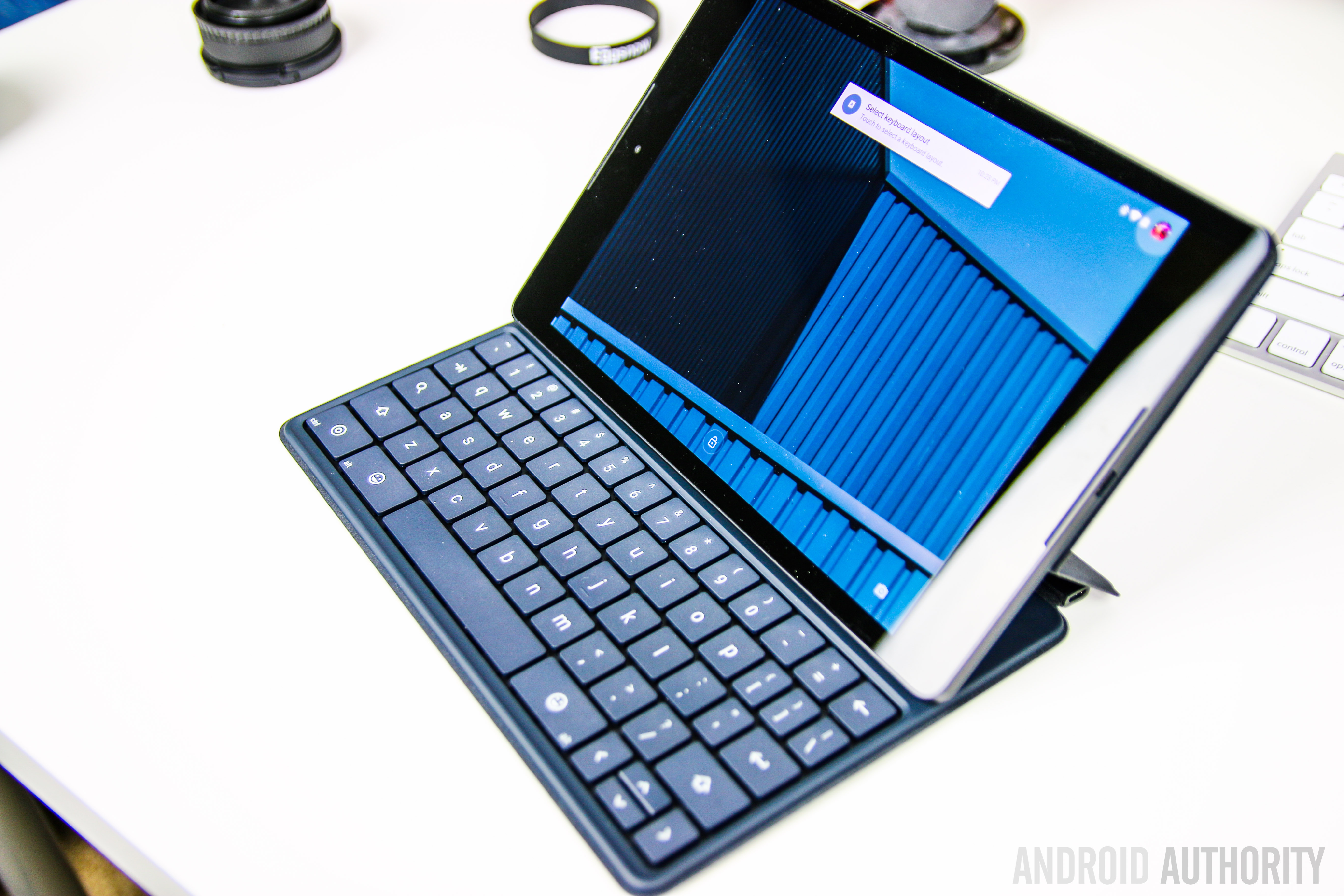 Nexus 9 Keyboard Folio-16