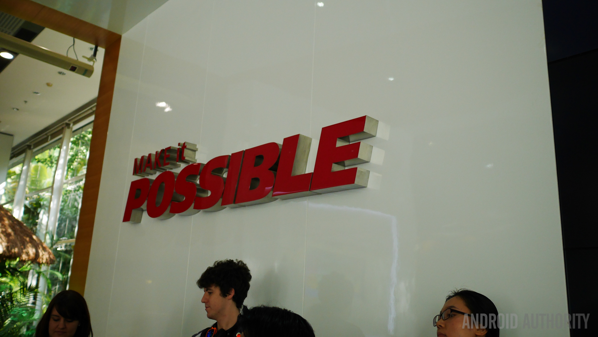 Huawei Logo Brand Make it Possible 2015-1