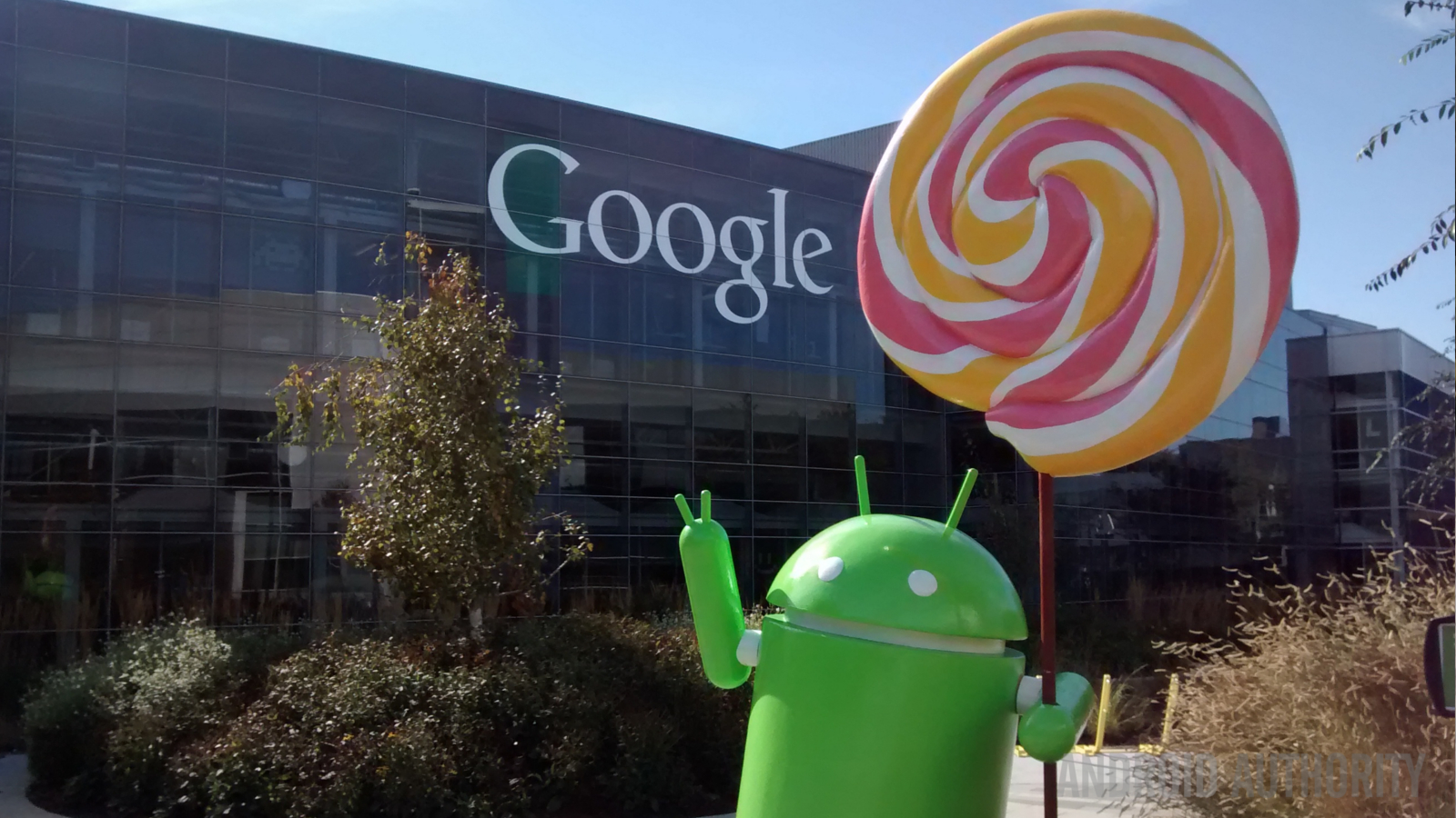 Lollipop statue Android Google logo close