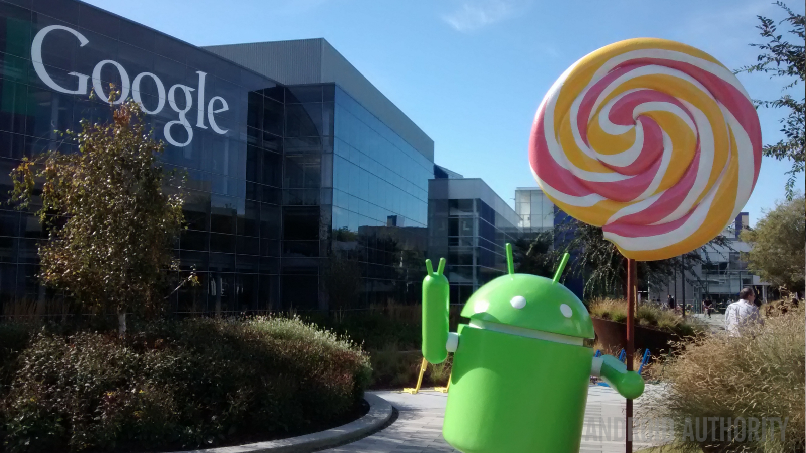 Lollipop statue Android Google straight on