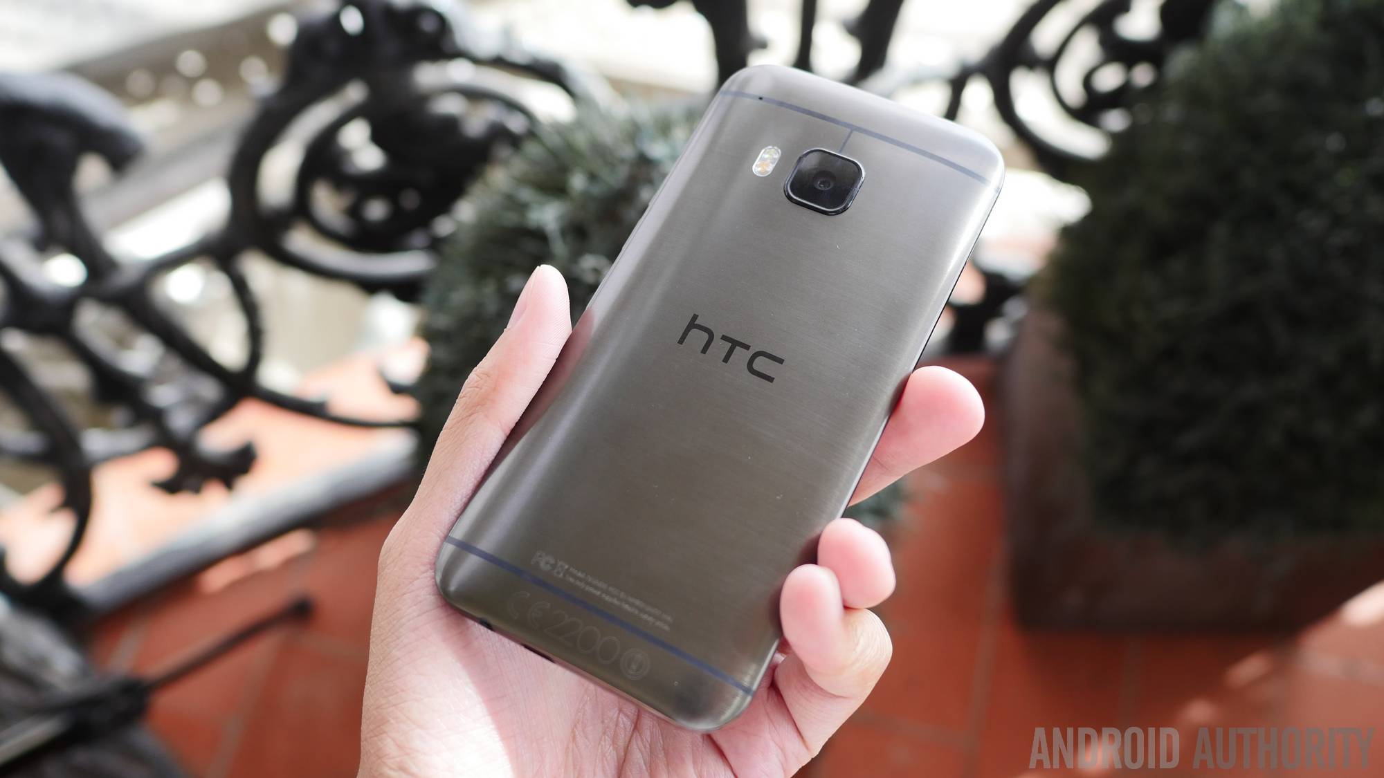 HTC One M9 review: A gorgeous Android phone with a touch of déjà