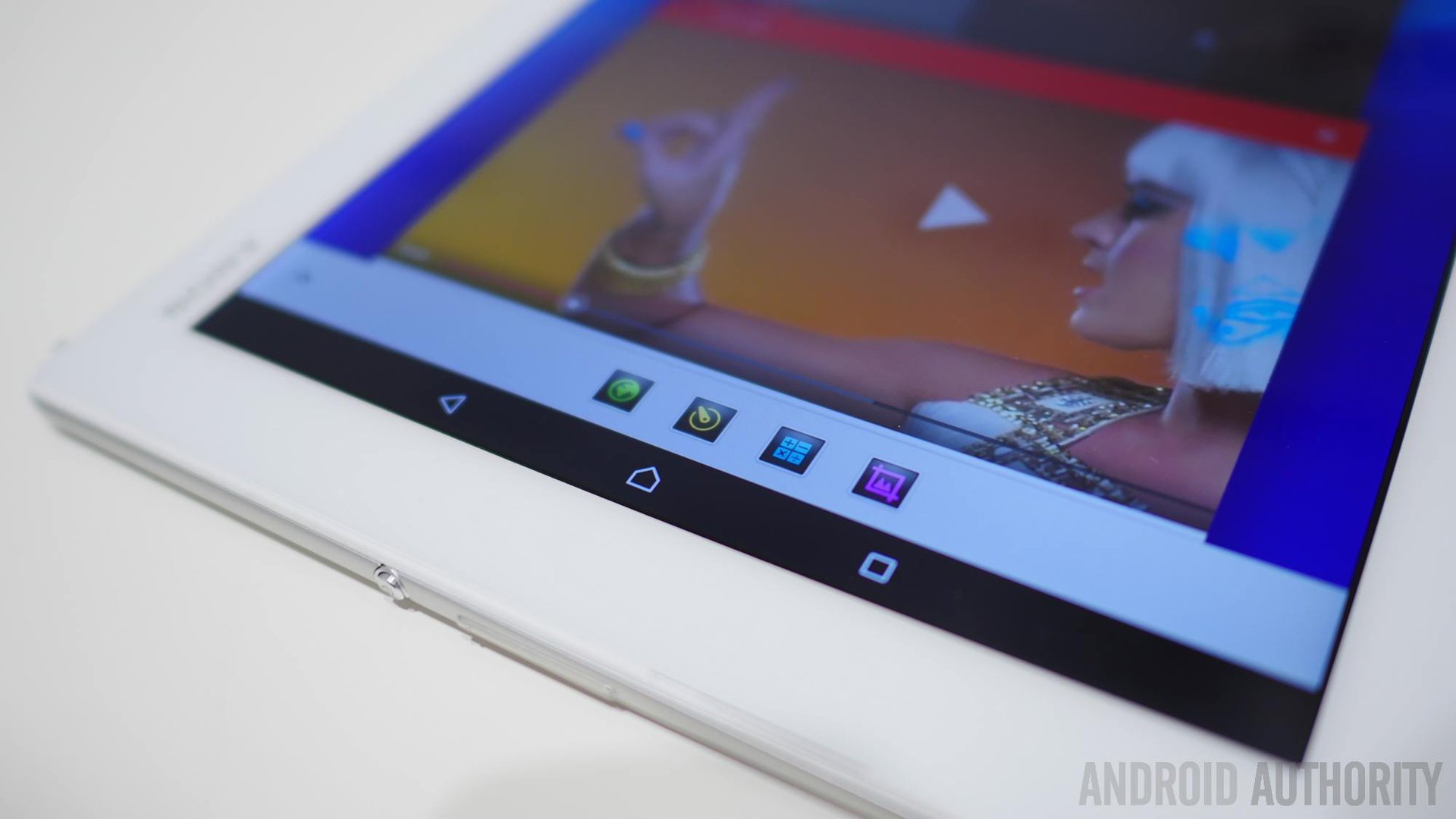 Sony Xperia Z4 Tablet first look!