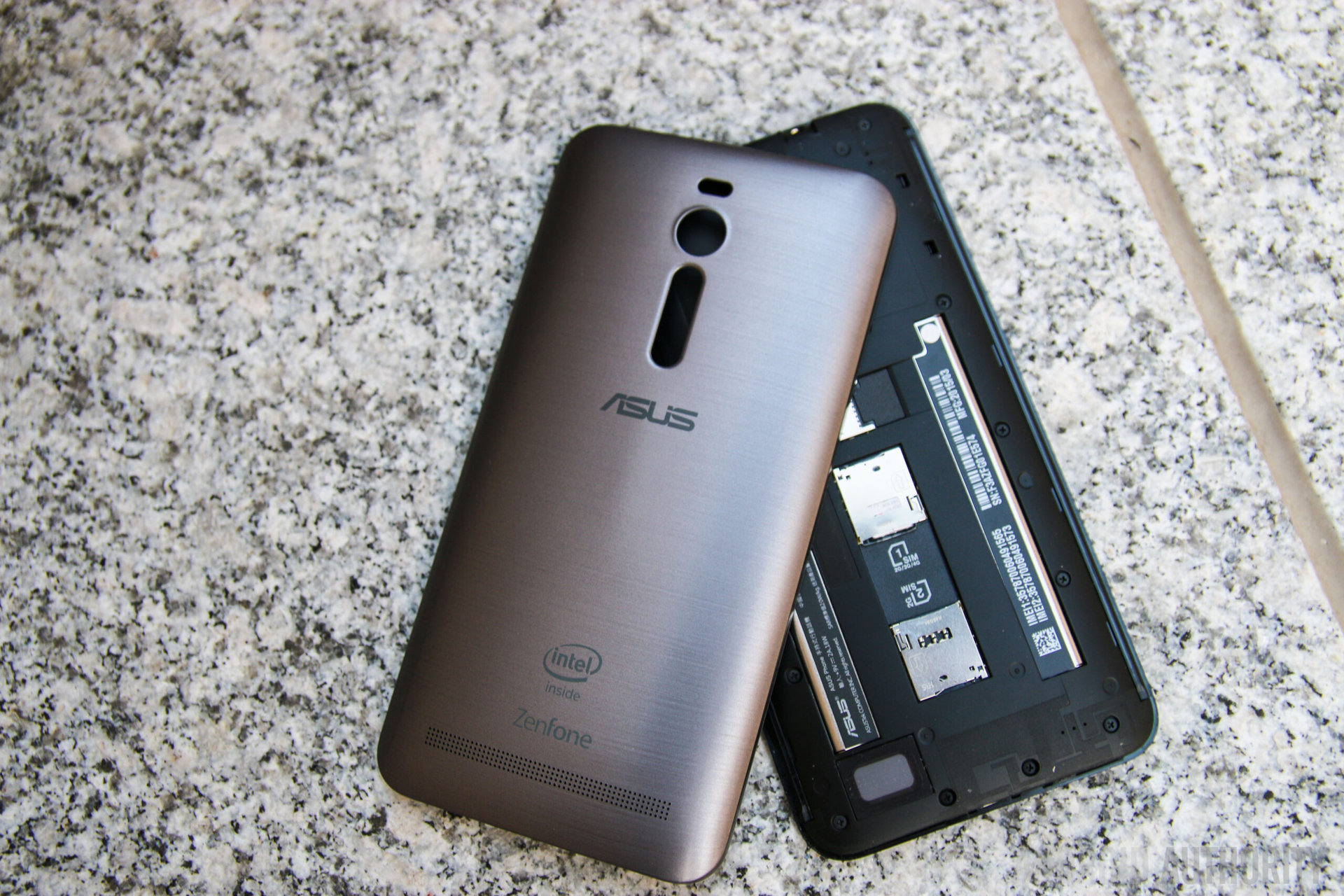 ASUS Zenfone 2-10