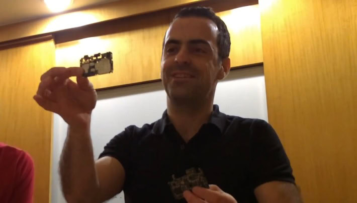 Hugo Barra Xiaomi Mi 4i teardown