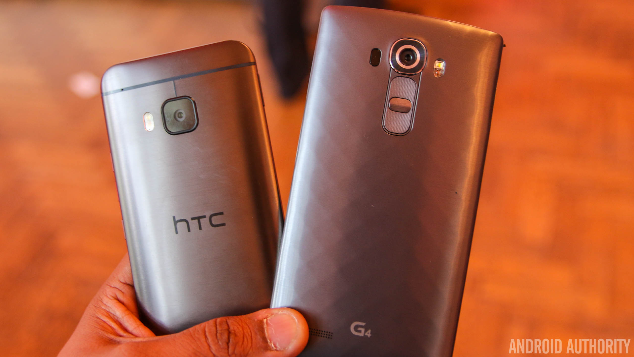 LG-G4-vs-HTC-One-M9-11
