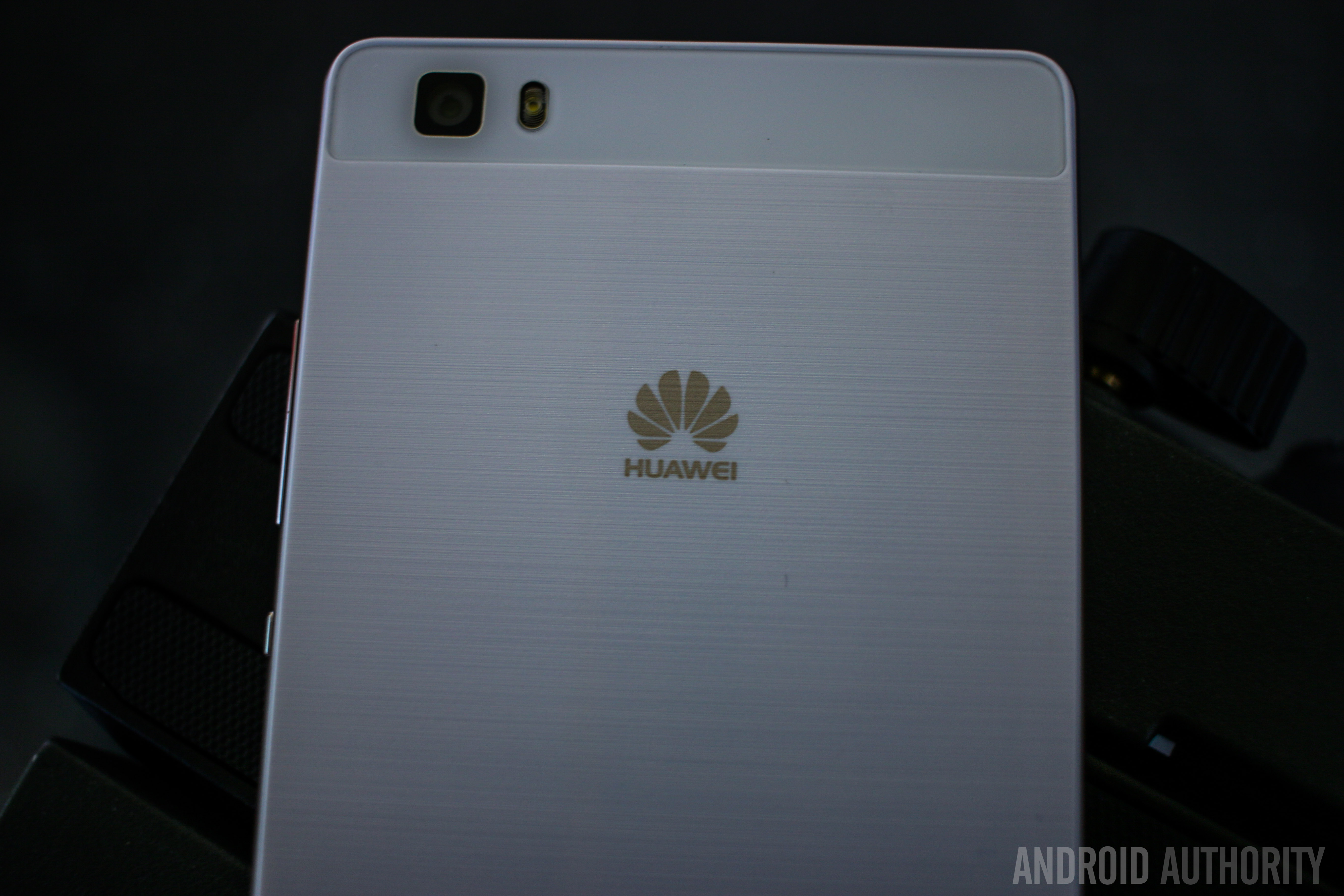 Huawei P8 Lite Hands On-7