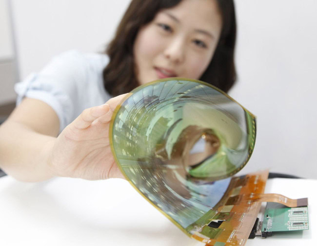 LG Display 18-inch flexible OLED panel