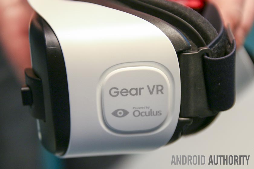 Gear-VR-S6-2-of-6