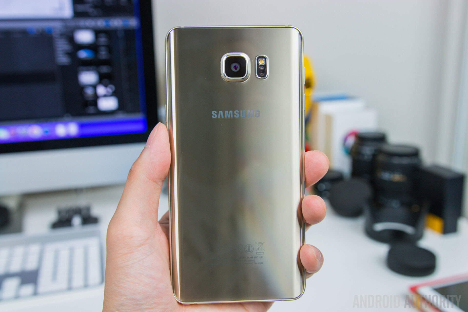 Samsung Galaxy Note 5 Unboxing-11