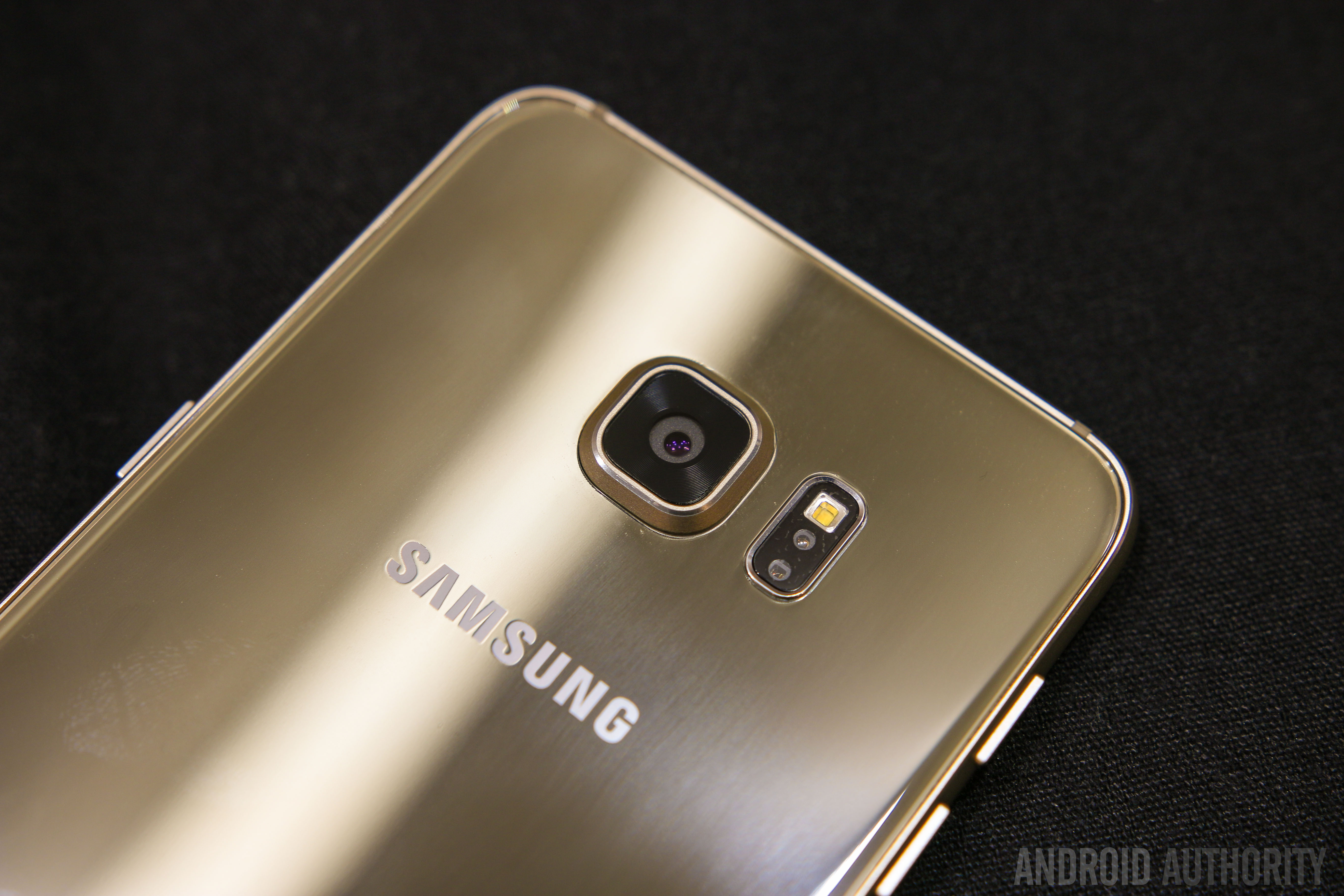 Samsung Galaxy S6 Edge Plus Hands On-5